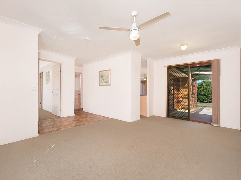 8 Seletar Place, Tanah Merah QLD 4128