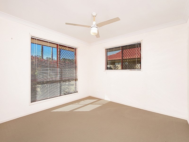 8 Seletar Place, Tanah Merah QLD 4128