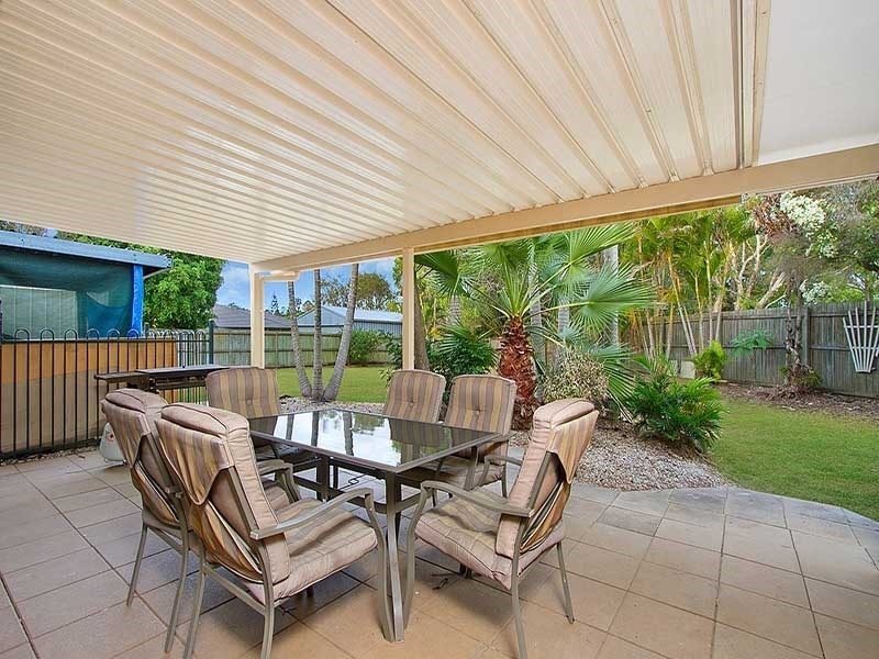 9 Bandar Court, Tanah Merah QLD 4128