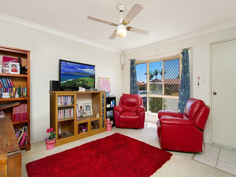 11 Wood Close, Loganholme QLD 4129