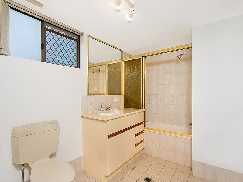 1/11 Mahina Place, Wishart QLD 4122