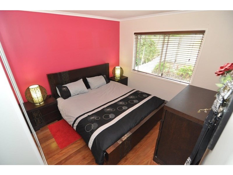 24 Dewar Drive, Loganholme QLD 4129