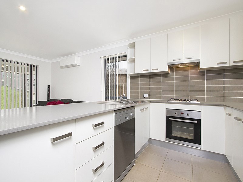 28 Nova Street, Waterford QLD 4133