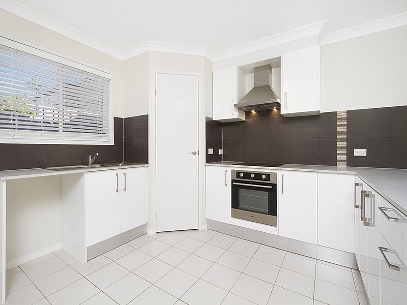5, 6, 7/29 Abang Avenue, Tanah Merah QLD 4128
