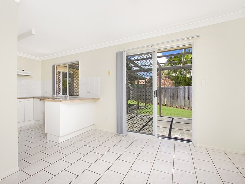 3 Southee Place, Meadowbrook QLD 4131