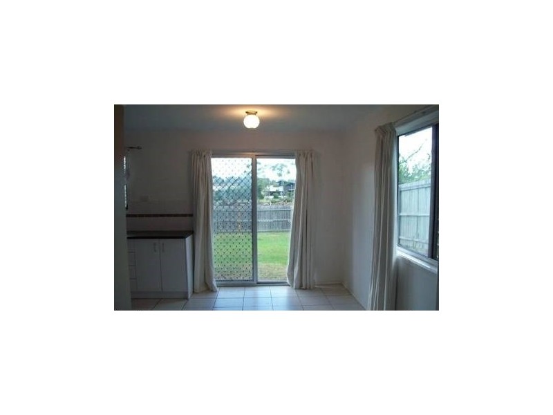 8 Rinto Drive, Eagleby QLD 4207