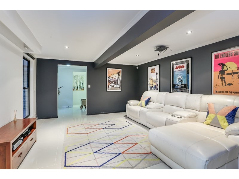 65 Barokee Drive, Tanah Merah QLD 4128