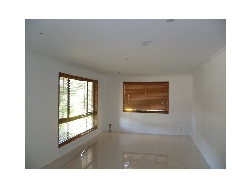 135 Shailer Road, Shailer Park QLD 4128