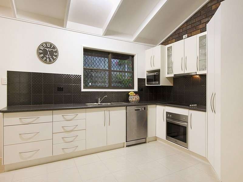 6 Foliage Court, Shailer Park QLD 4128