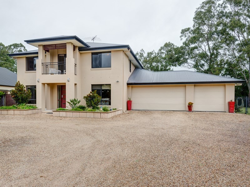 14 Riviera Court, Cornubia QLD 4130