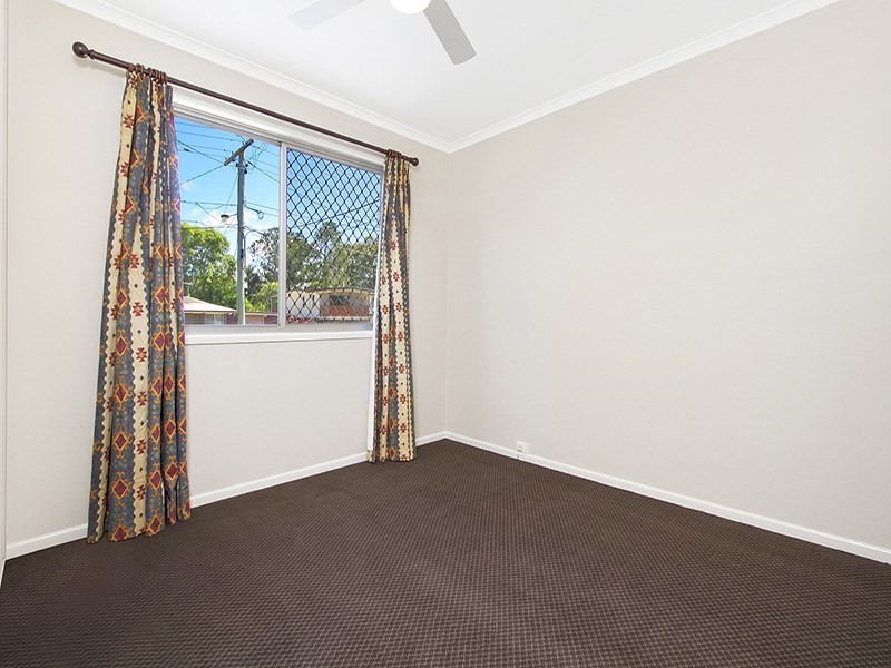 18 Alderbaran Drive, Kingston QLD 4114