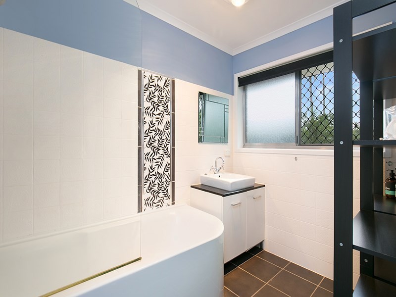 4 Fielding Drive, Rochedale South QLD 4123