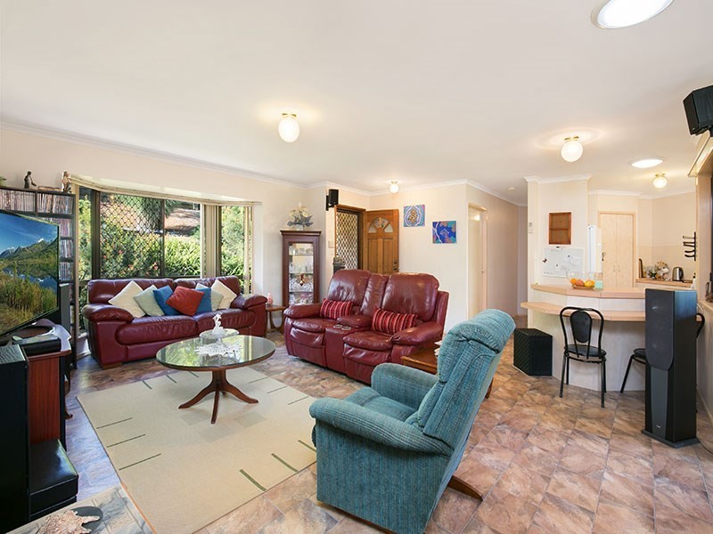 17 Cowra Street, Tanah Merah QLD 4128