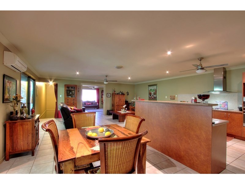 27 Camballin Court, Shailer Park QLD 4128