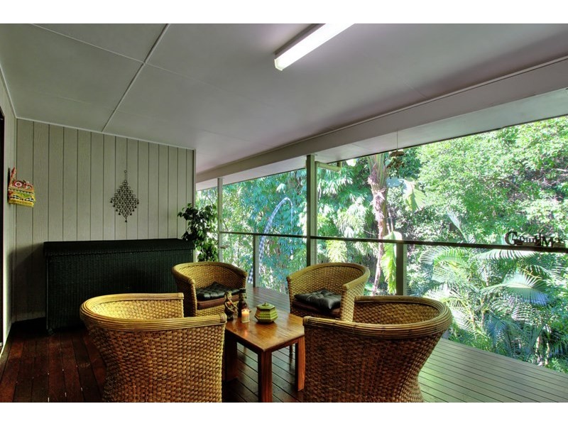 27 Camballin Court, Shailer Park QLD 4128