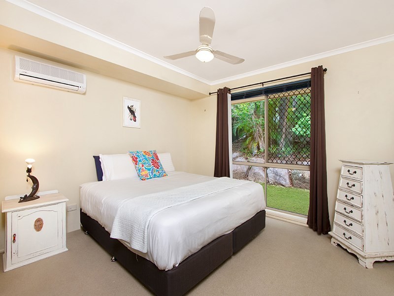 25 Warnambul Road, Shailer Park QLD 4128