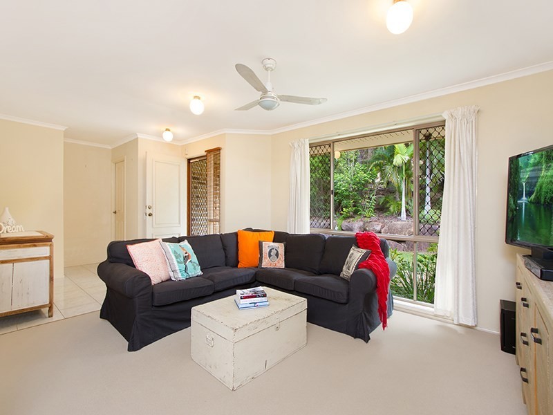 25 Warnambul Road, Shailer Park QLD 4128
