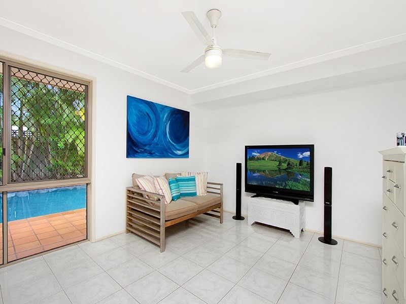 25 Warnambul Road, Shailer Park QLD 4128
