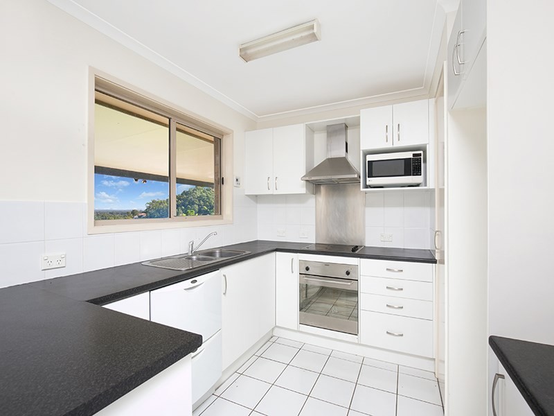 29 Cowra Street, Tanah Merah QLD 4128