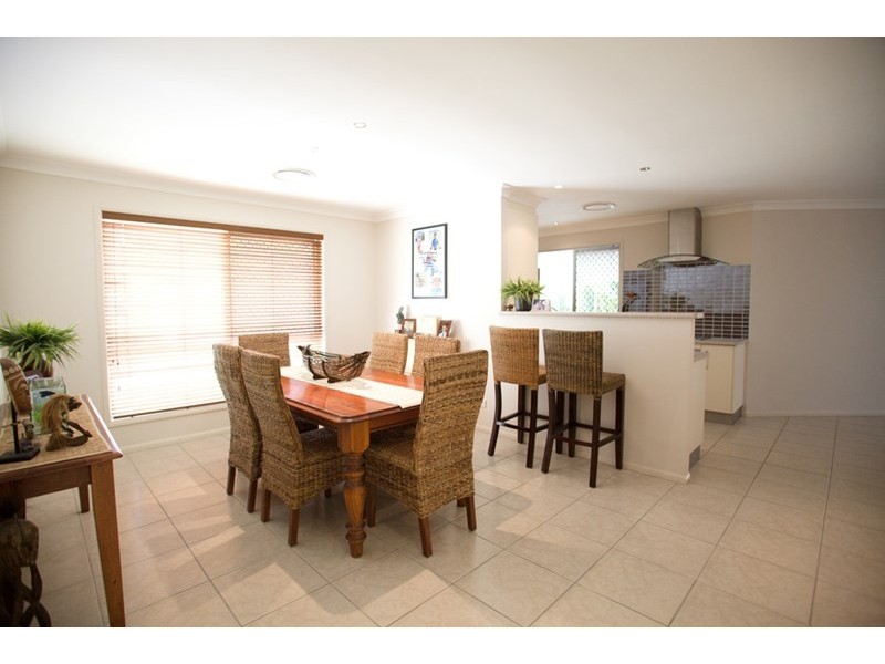 16 Leawarra Drive, Loganholme QLD 4129