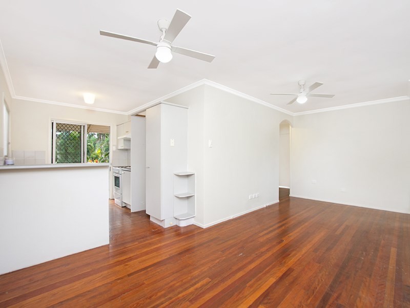 19 Lobelia Avenue, Daisy Hill QLD 4127