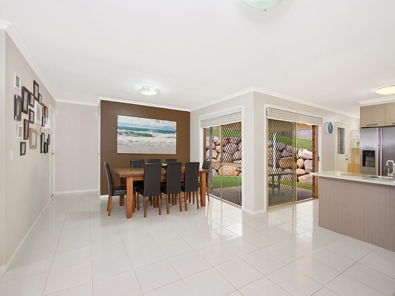 10 Kabut Court, Tanah Merah QLD 4128