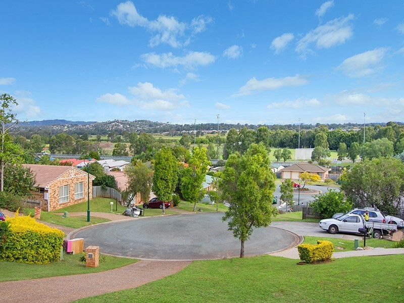 10 Kabut Court, Tanah Merah QLD 4128