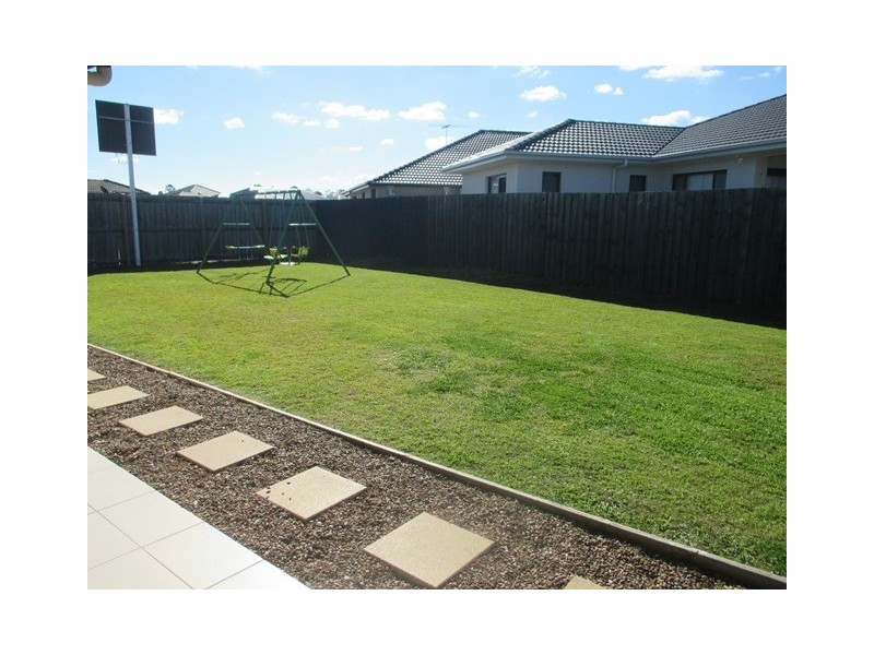 4 Lakeland Court, Loganholme QLD 4129