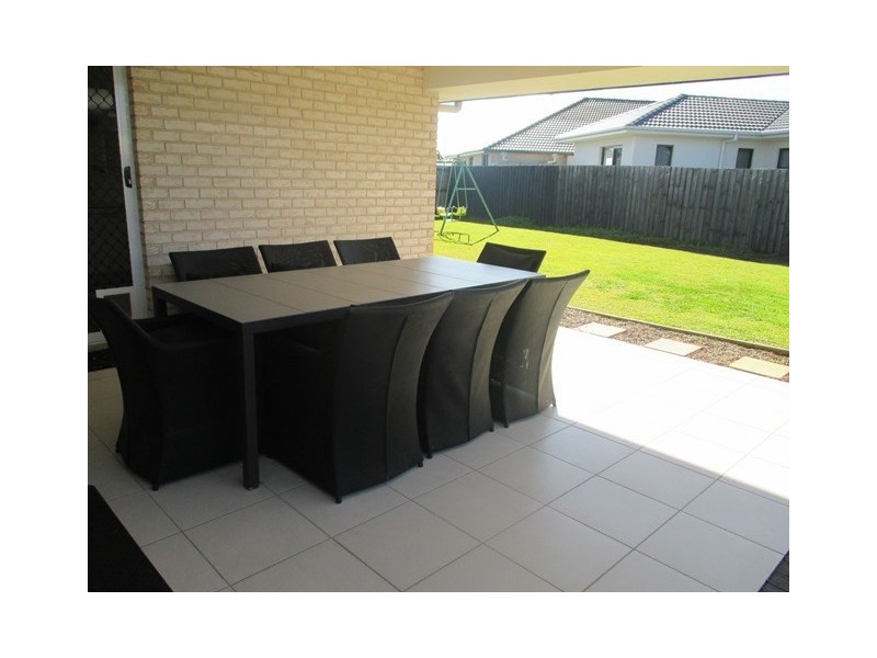 4 Lakeland Court, Loganholme QLD 4129