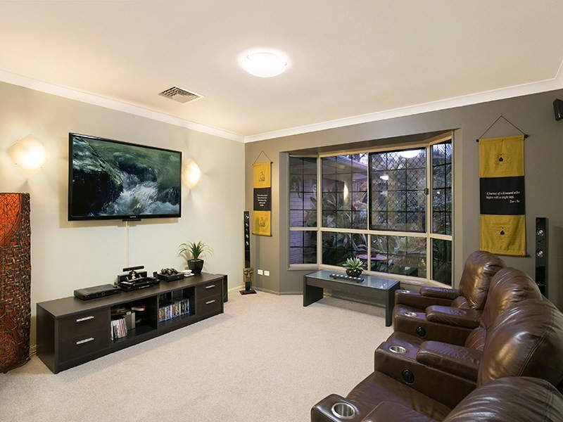 132 Parkview Crescent, Cornubia QLD 4130