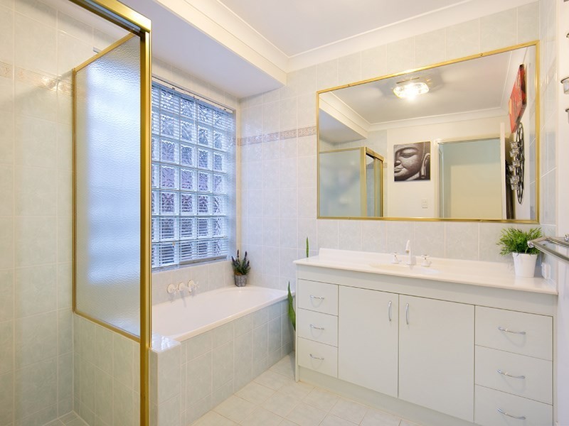 132 Parkview Crescent, Cornubia QLD 4130