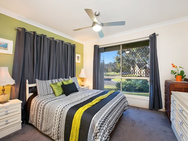 35 Oak Street, Shailer Park QLD 4128