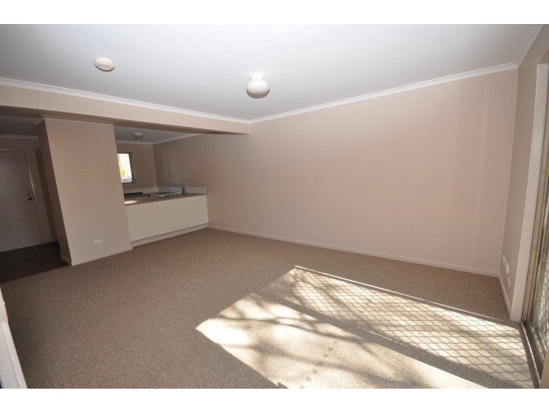 5/6 Pendlebury Court, Edens Landing QLD 4207