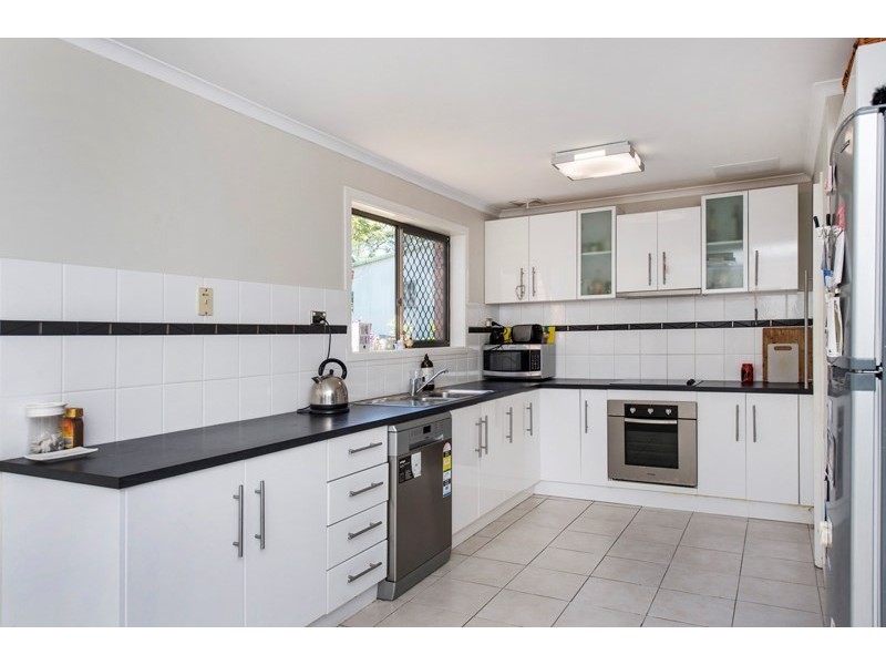 8 Maltaroo Court, Shailer Park QLD 4128