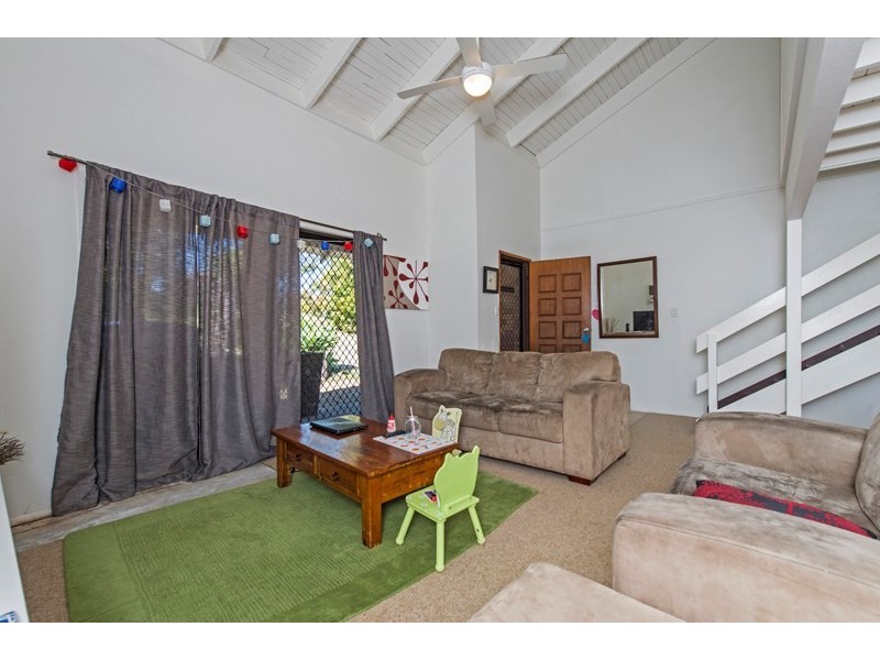 8 Maltaroo Court, Shailer Park QLD 4128