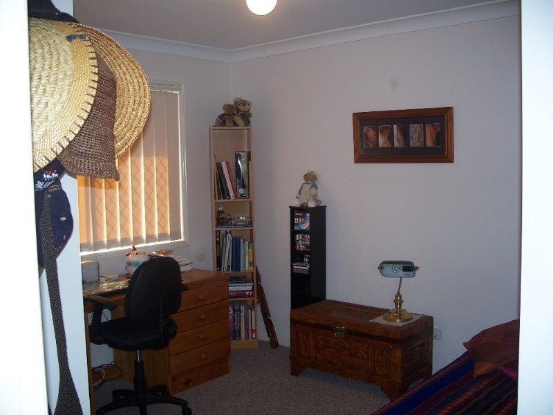 15 Oleander Street, Daisy Hill QLD 4127