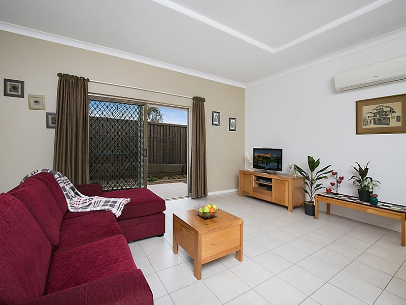 Unit 2/12-14 Hawthorne Street, Beenleigh QLD 4207