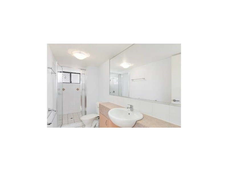 Unit 11/44-66 University Drive, Meadowbrook QLD 4131