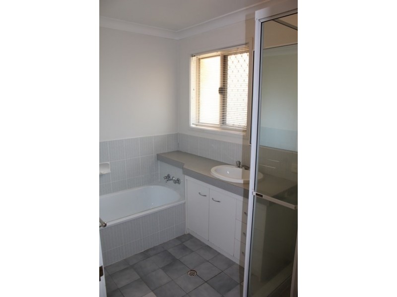 8/6 Maranda Street, Shailer Park QLD 4128