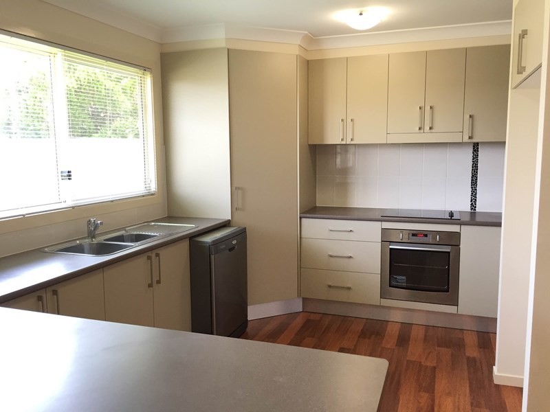 2 Celandine Street, Shailer Park QLD 4128