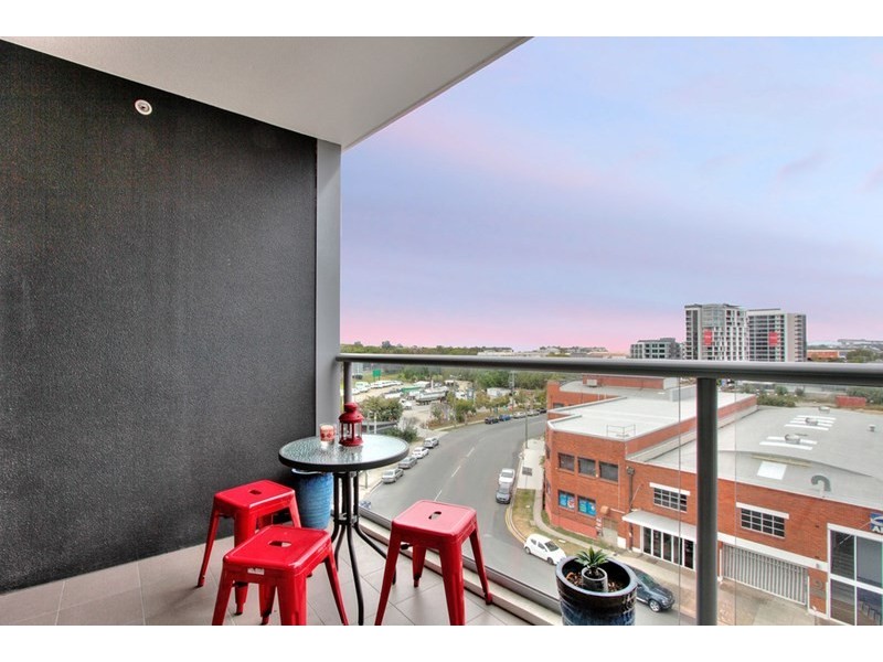 Unit 20505/8 Harbour Road, Hamilton QLD 4007