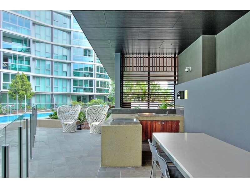 Unit 20505/8 Harbour Road, Hamilton QLD 4007
