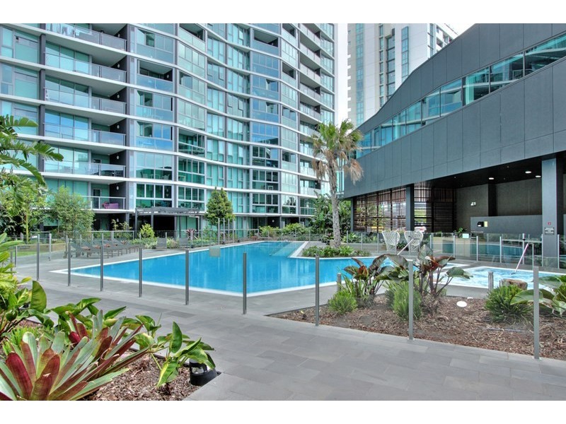 Unit 20505/8 Harbour Road, Hamilton QLD 4007