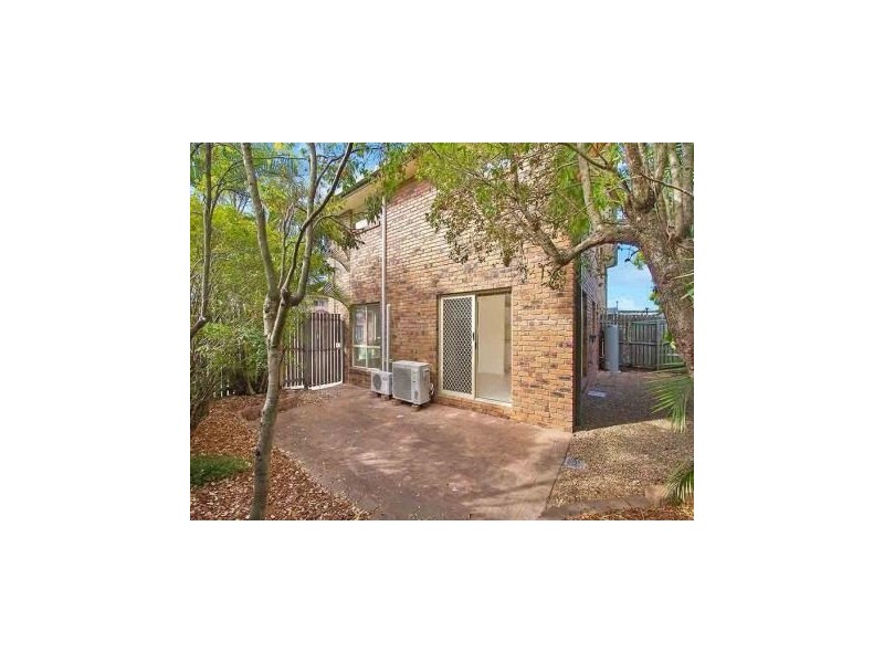 2/30 Pintu Drive, Tanah Merah QLD 4128