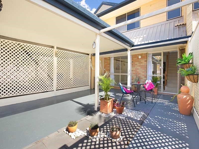 42/8-16 Briggs Road, Springwood QLD 4127