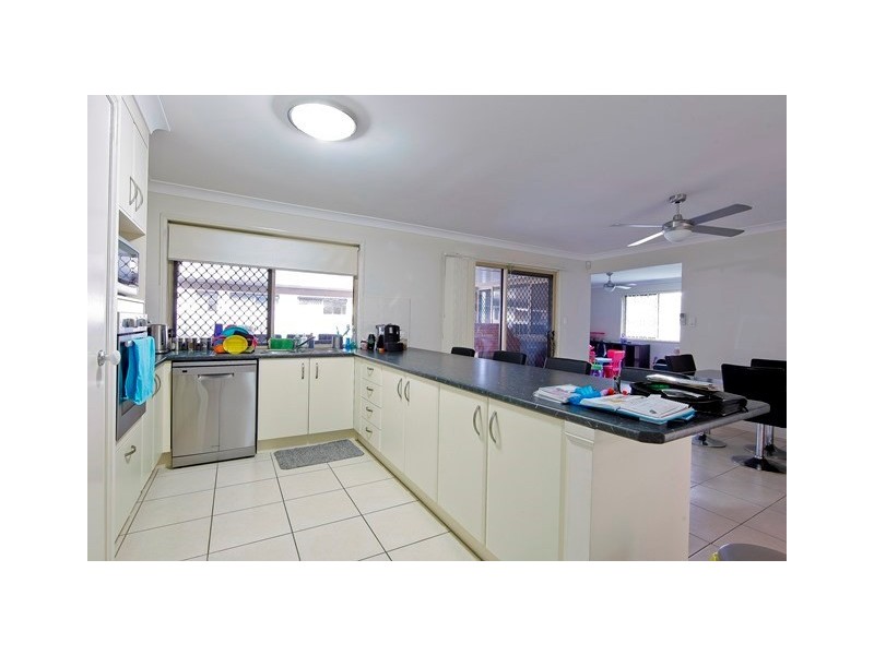 24 Easy Street, Loganholme QLD 4129