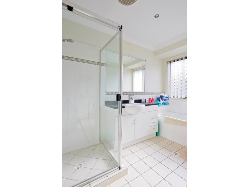 24 Easy Street, Loganholme QLD 4129