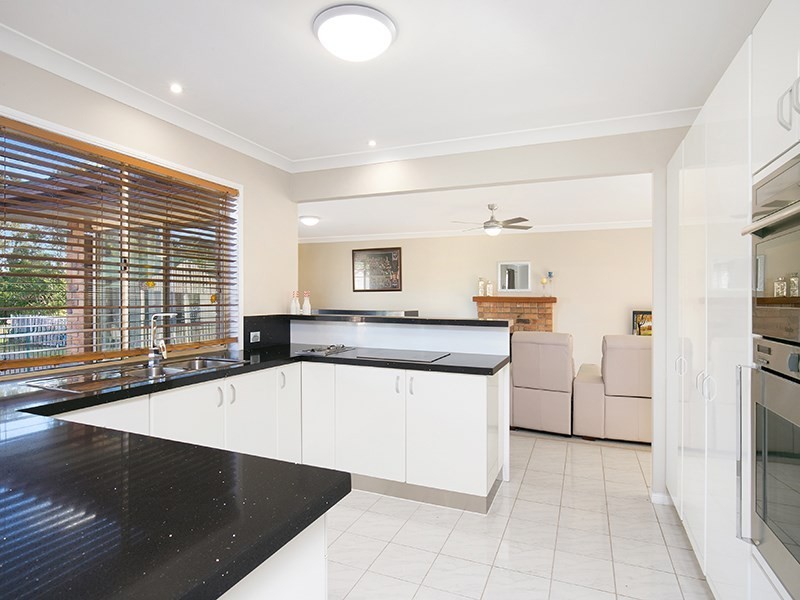 8 Riviera Court, Cornubia QLD 4130