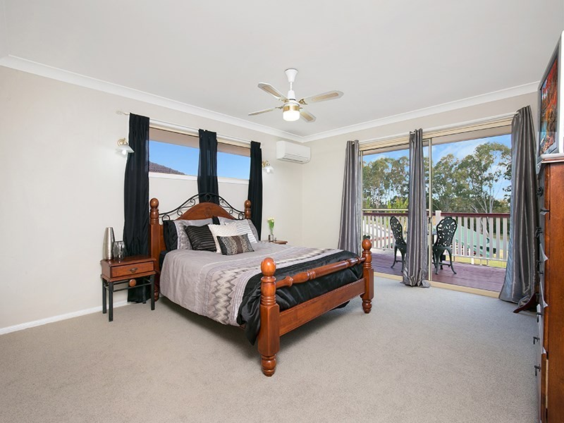 8 Riviera Court, Cornubia QLD 4130