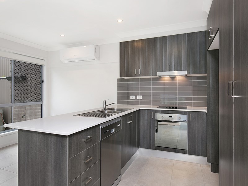 9 Tanah Merah Avenue, Tanah Merah QLD 4128